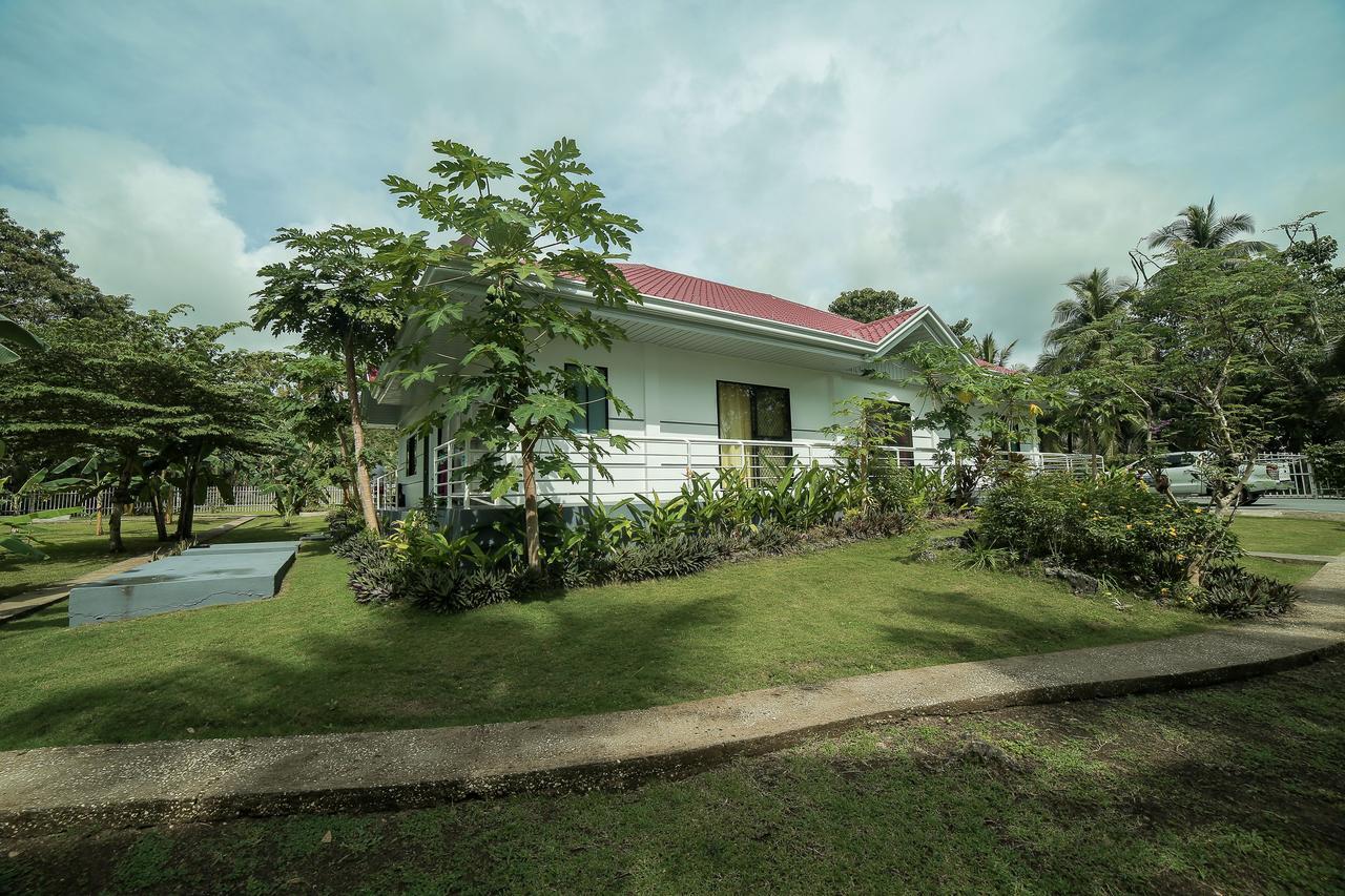 Bohol White House Bed & Breakfast Lila Exterior foto